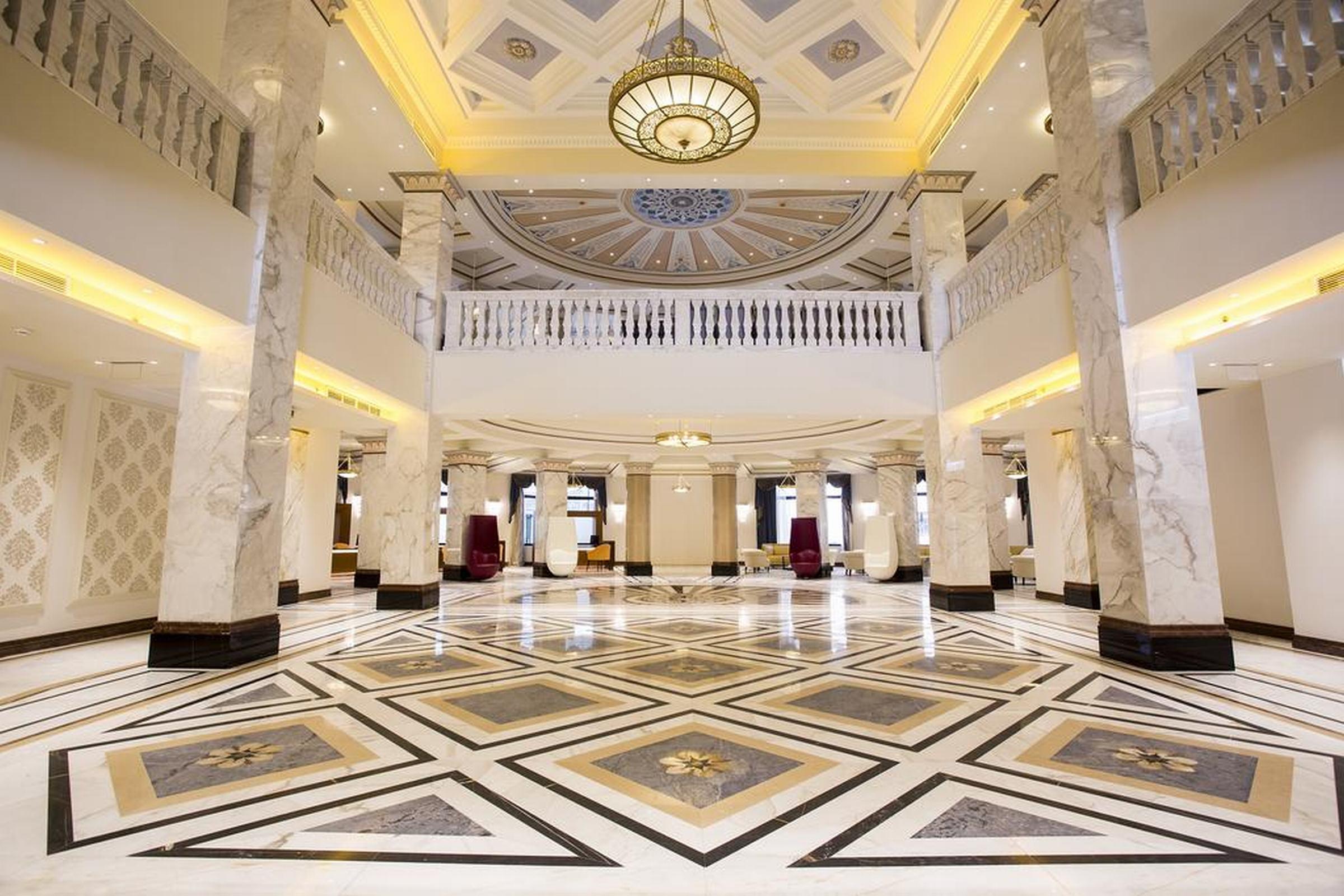 Отель The Biltmore Тбилиси Экстерьер фото